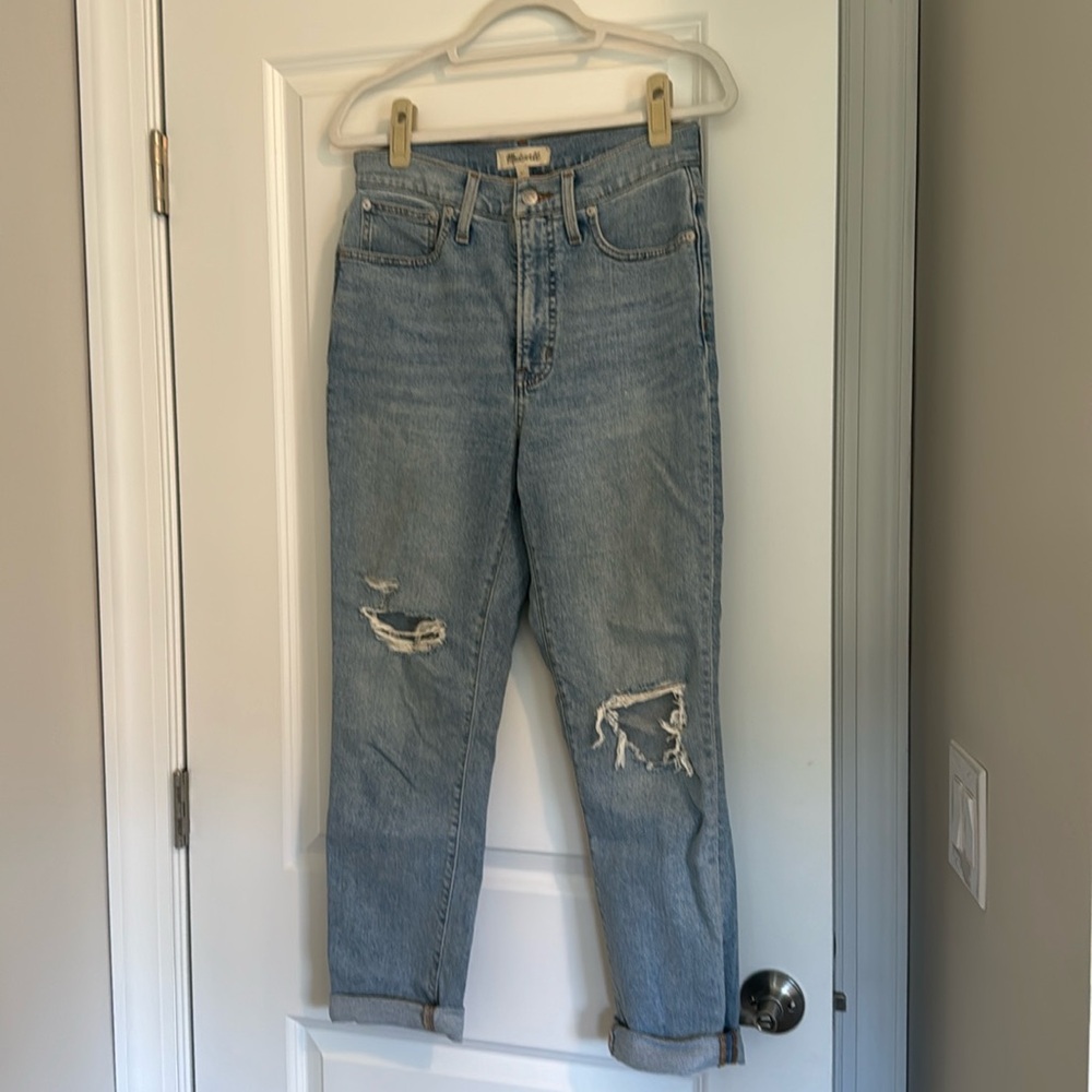 Madewell Distressed Light Wash Jeans Size 27